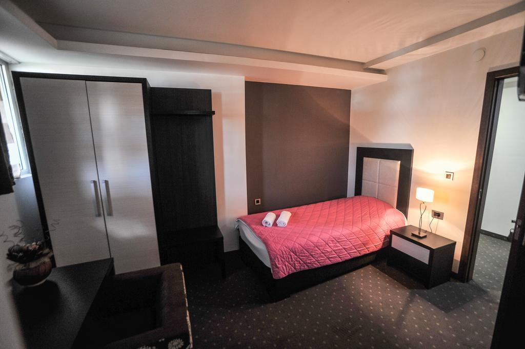 B&B Rose Βράνιε Εξωτερικό φωτογραφία